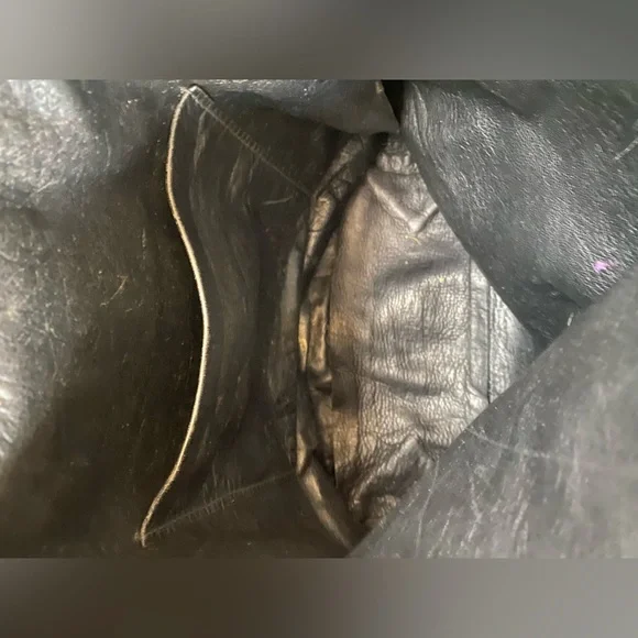 Henry Beguelin Buttery Black Leather Backpack Vintage Zipper Strap Unique Rare - Picture 8 of 9